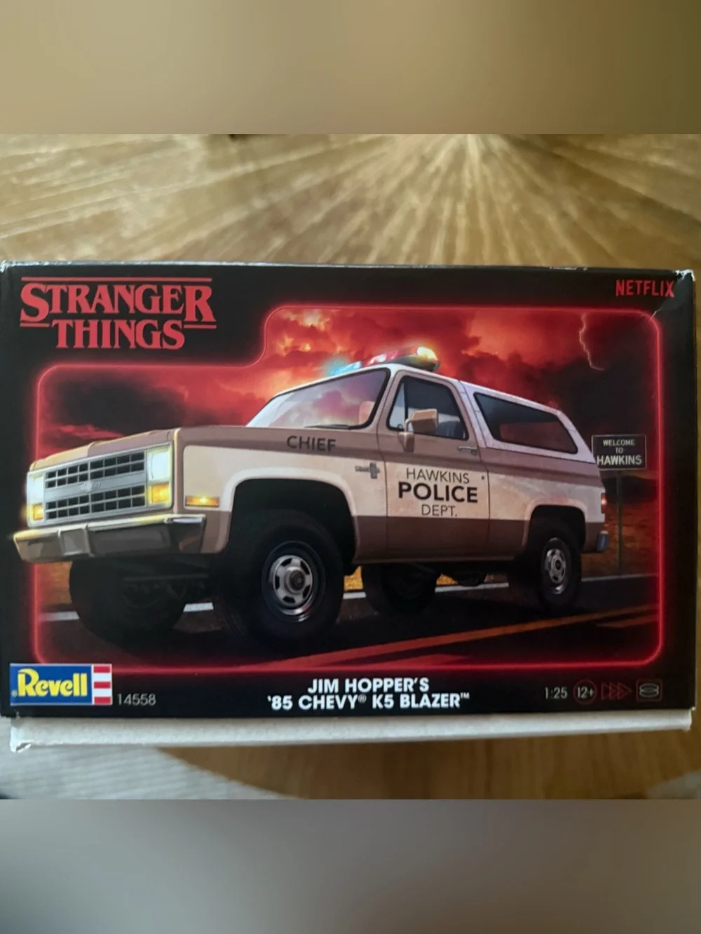 Stranger Things '85 Chevy K5 Blazer Kids Building Set - White and Brown